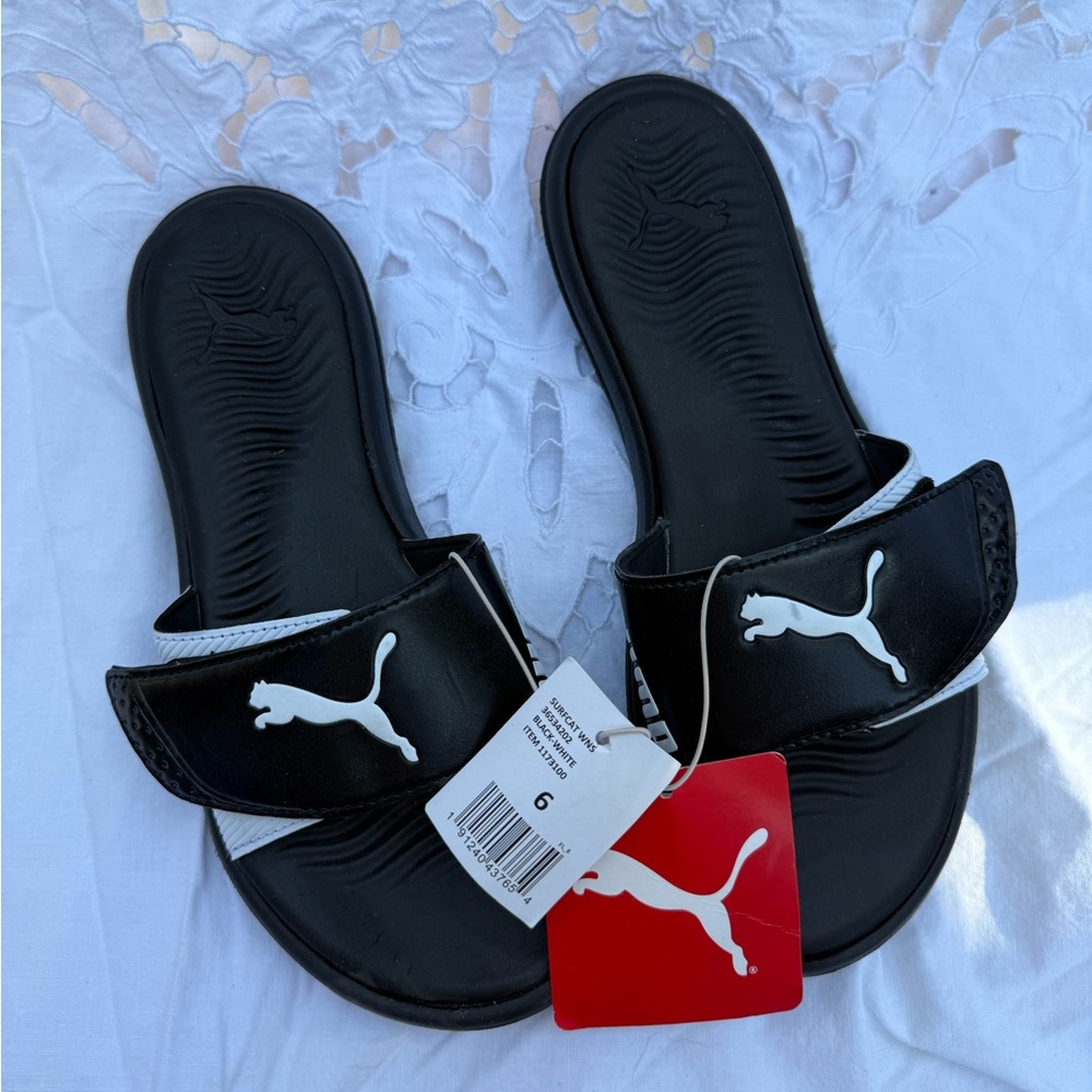 NWT Puma Size 6 Slides